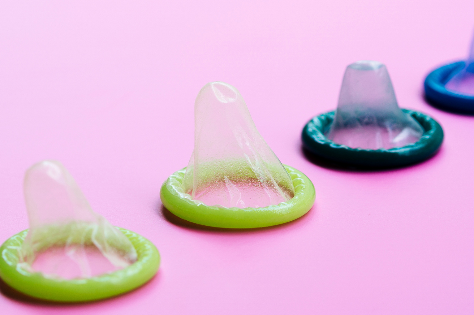 Latex Condoms vs. NonLatex Condoms WorldCondoms